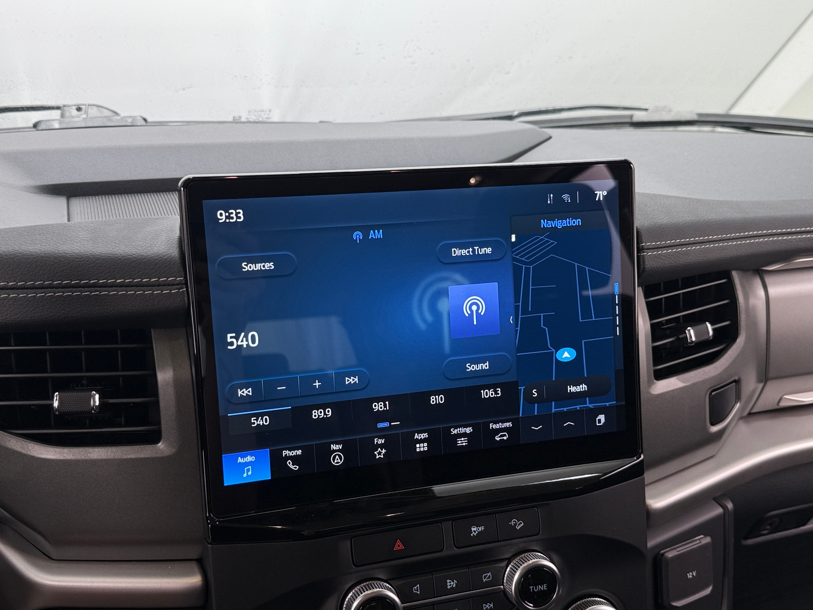 Thumbnail: 2023 Ford Expedition MAX - 4