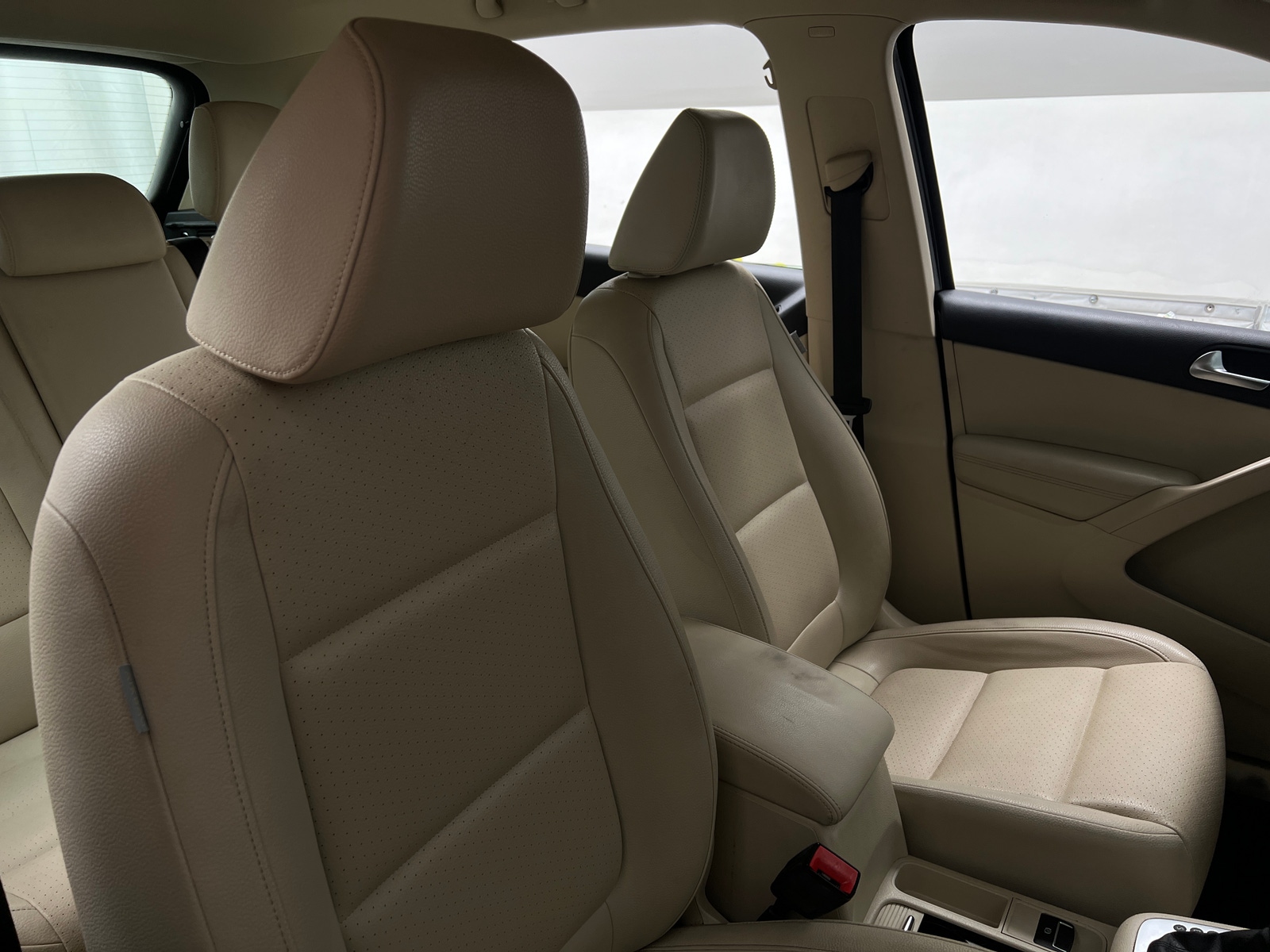 Thumbnail: 2017 Volkswagen Tiguan - 2