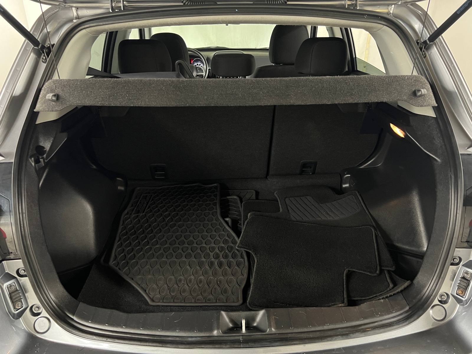 Thumbnail: 2020 Mitsubishi Outlander Sport - 7