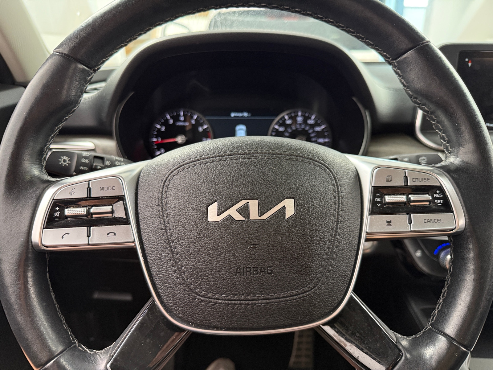 Thumbnail: 2022 Kia Telluride - 4