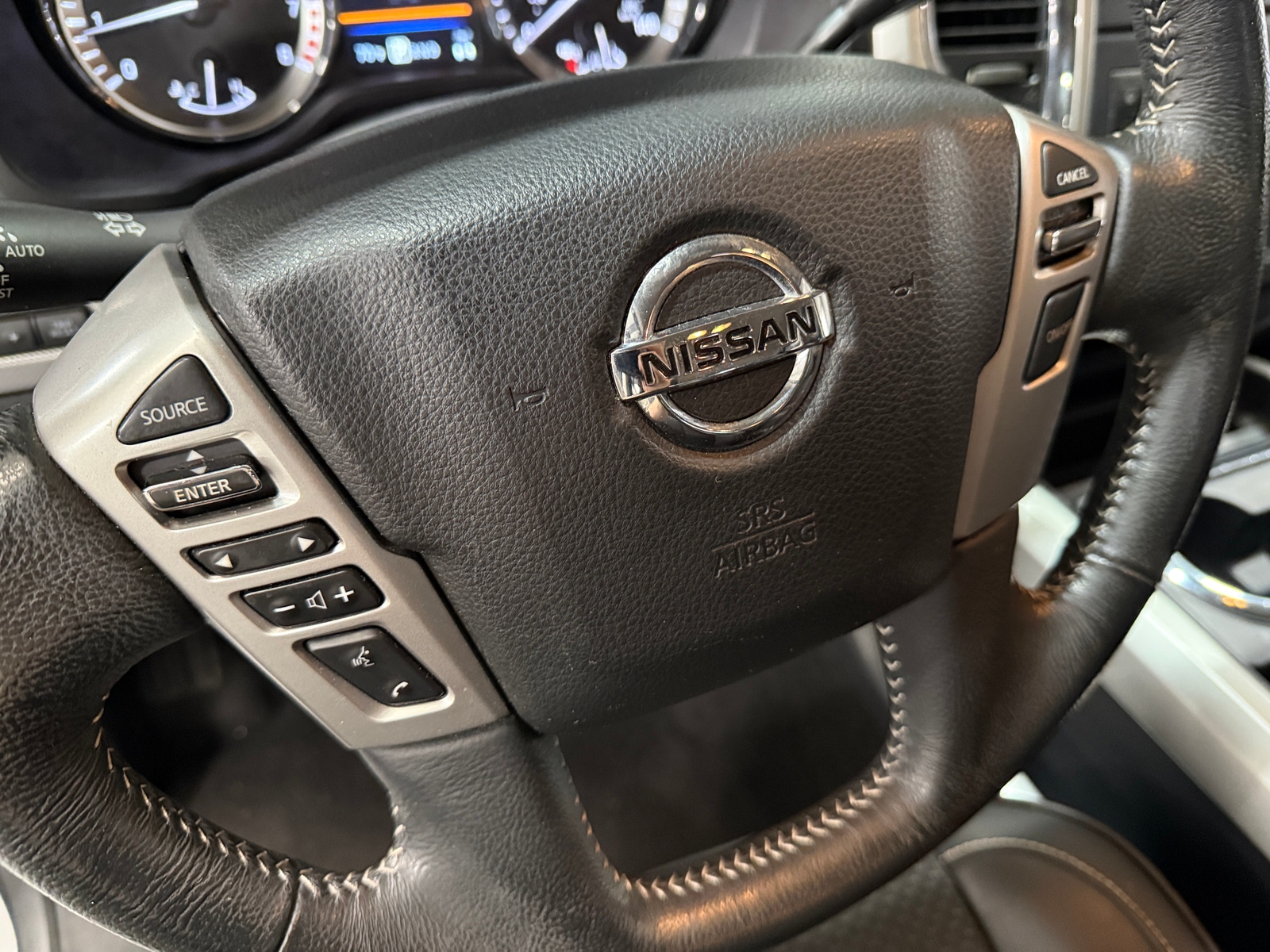 Thumbnail: 2019 Nissan Titan - 5