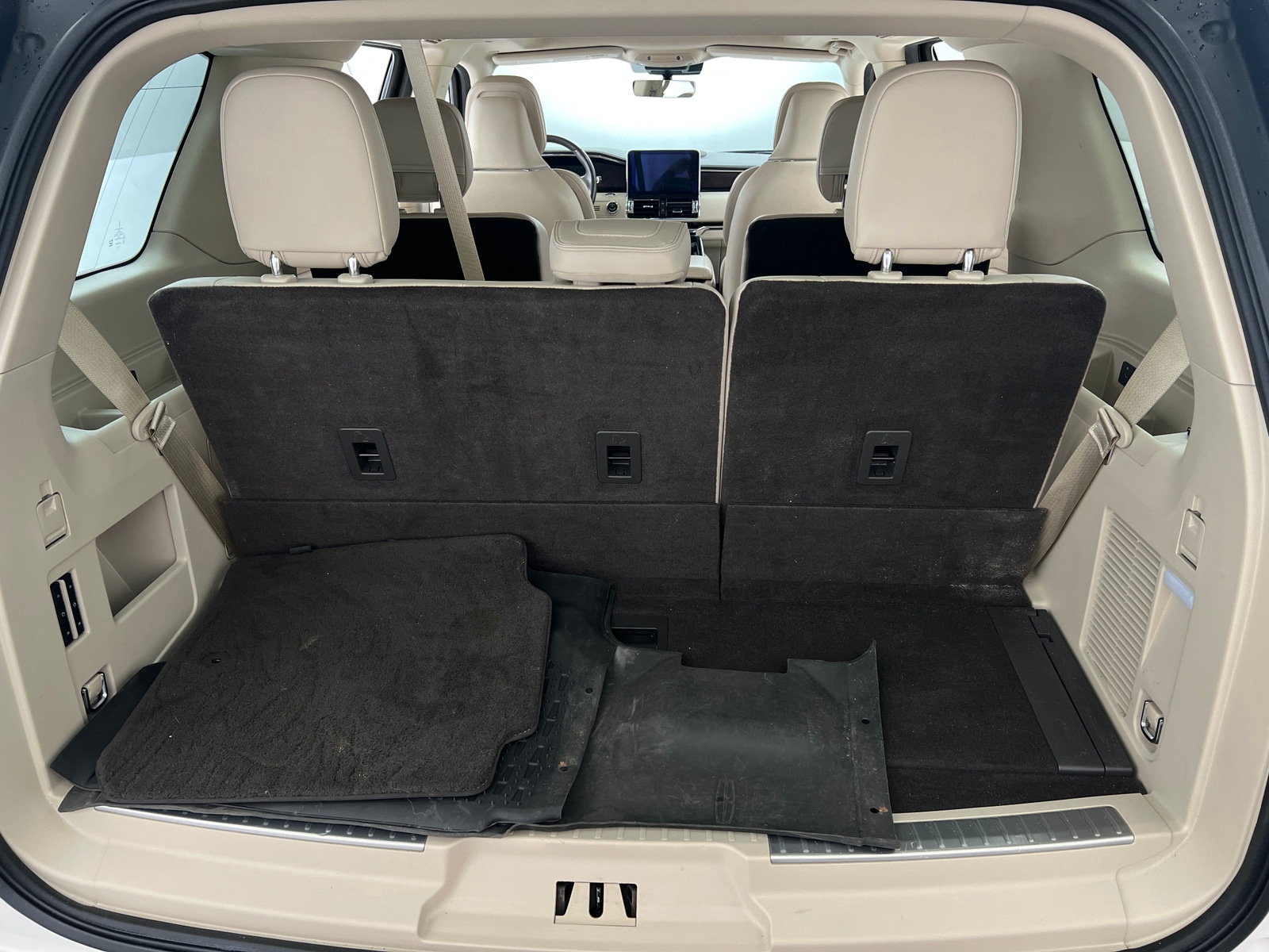 Thumbnail: 2018 Lincoln Navigator - 6