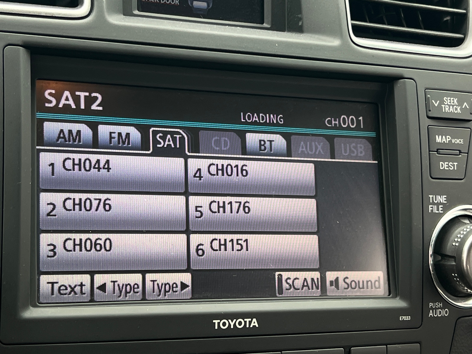 Thumbnail: 2012 Toyota Highlander - 3