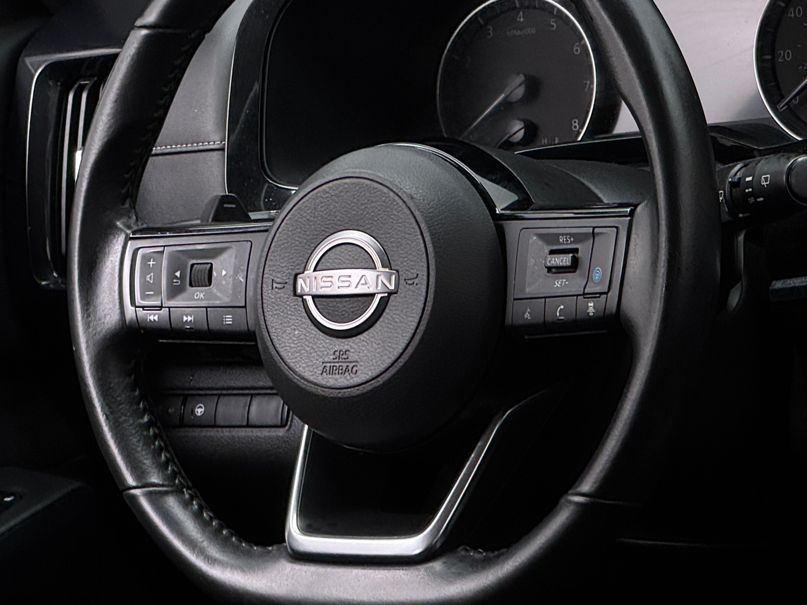 Thumbnail: 2023 Nissan Pathfinder - 5