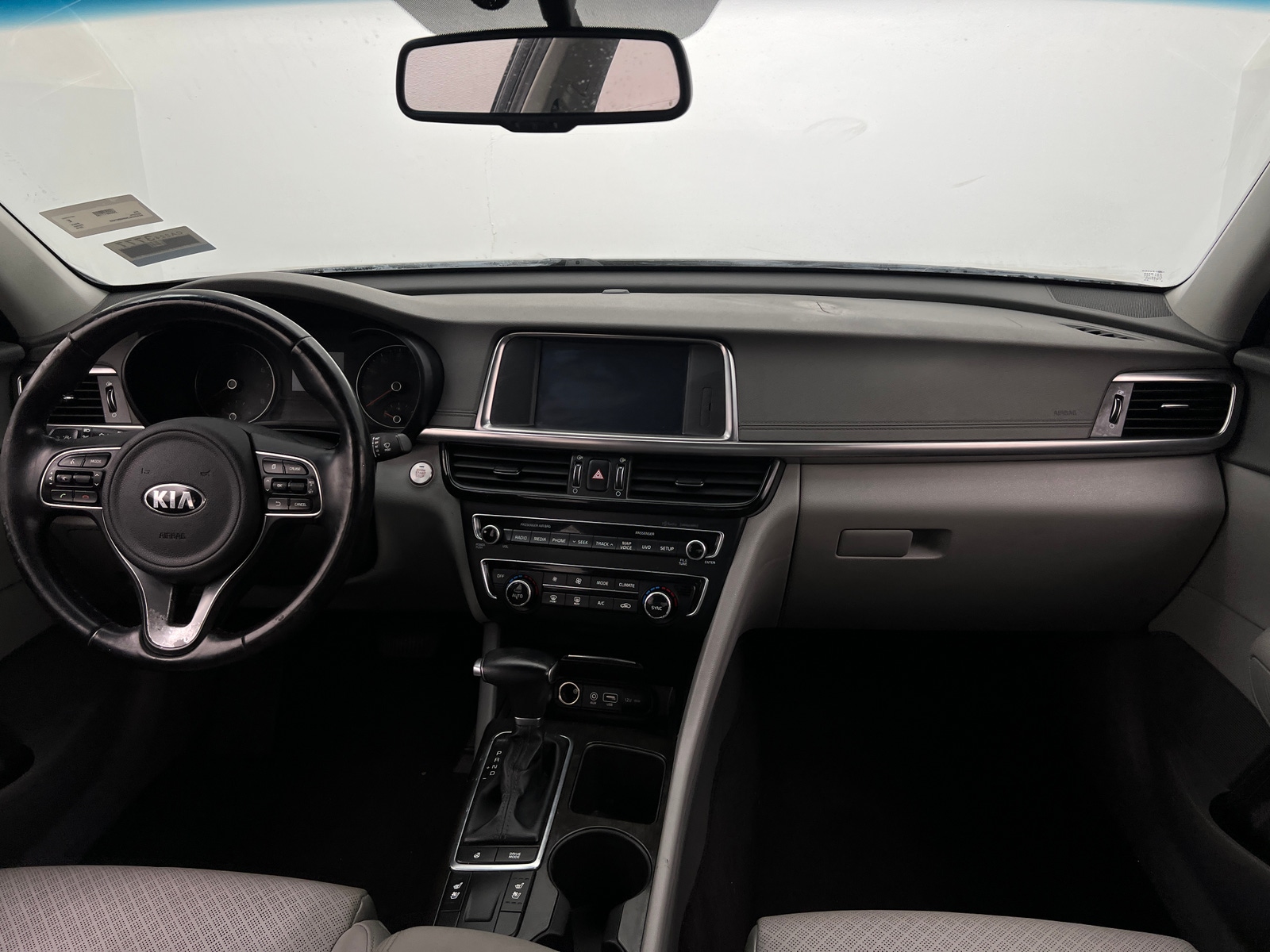 Thumbnail: 2016 Kia Optima - 2