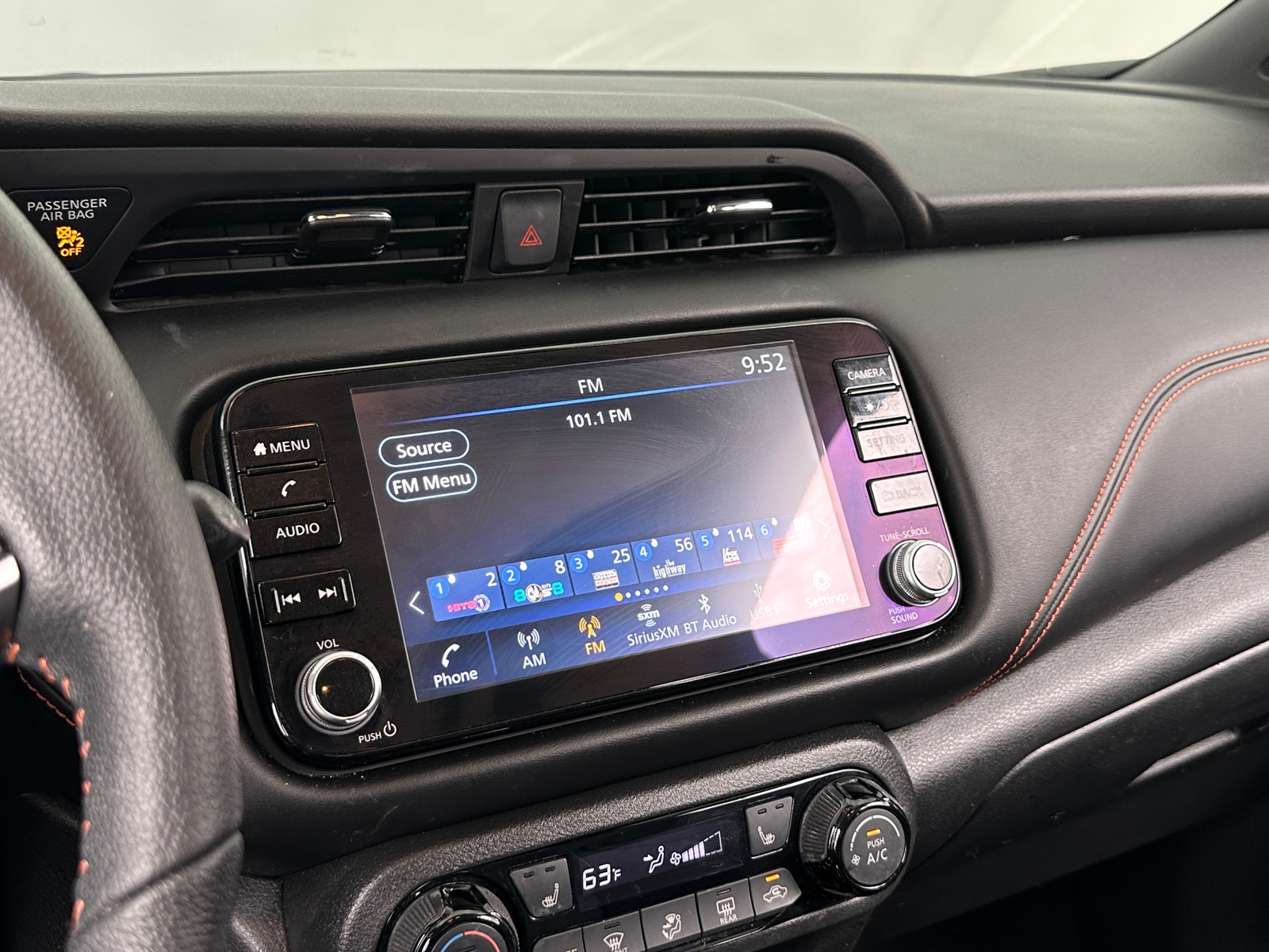 Thumbnail: 2022 Nissan Kicks - 3