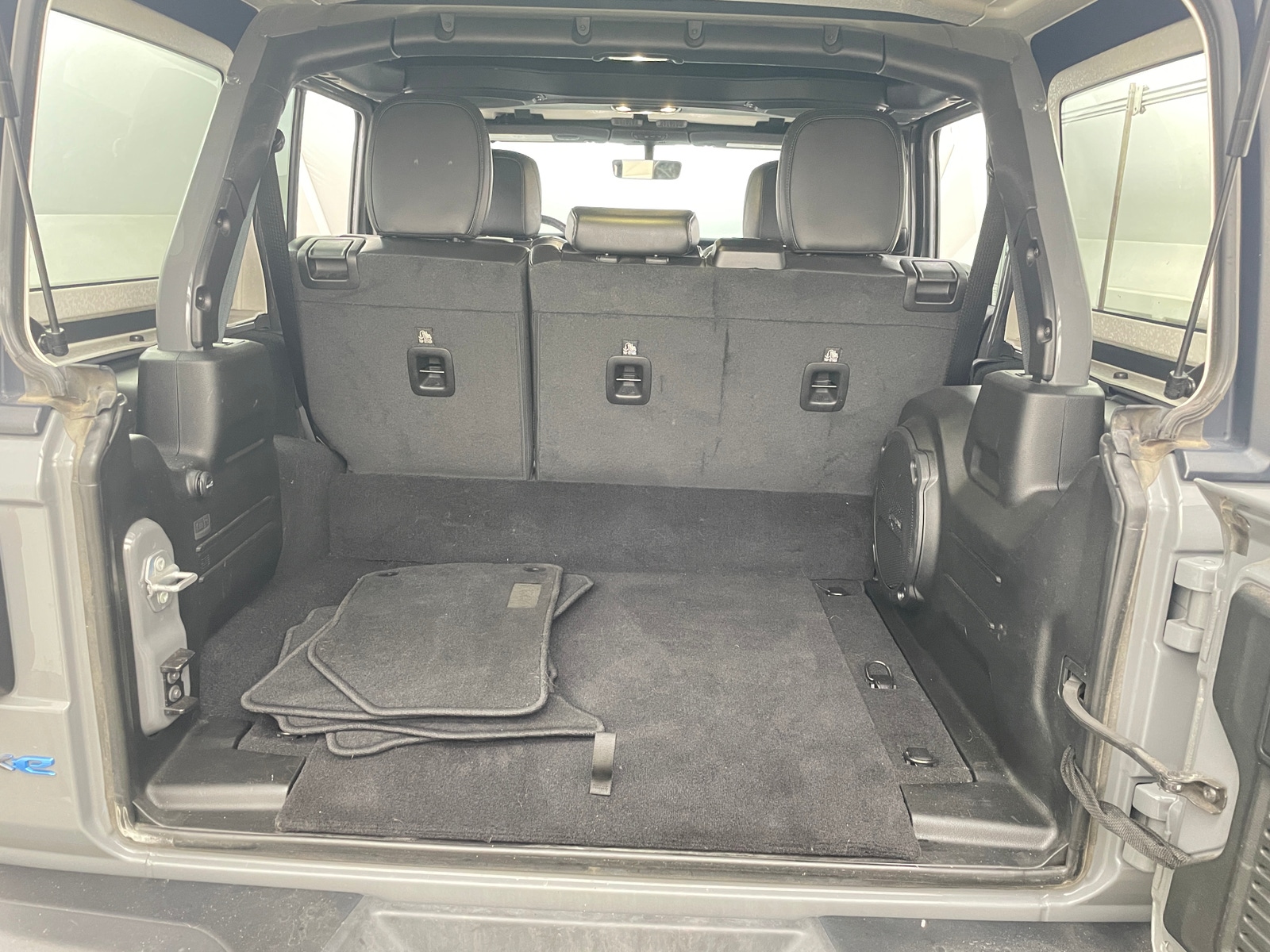 Thumbnail: 2021 Jeep Wrangler - 6
