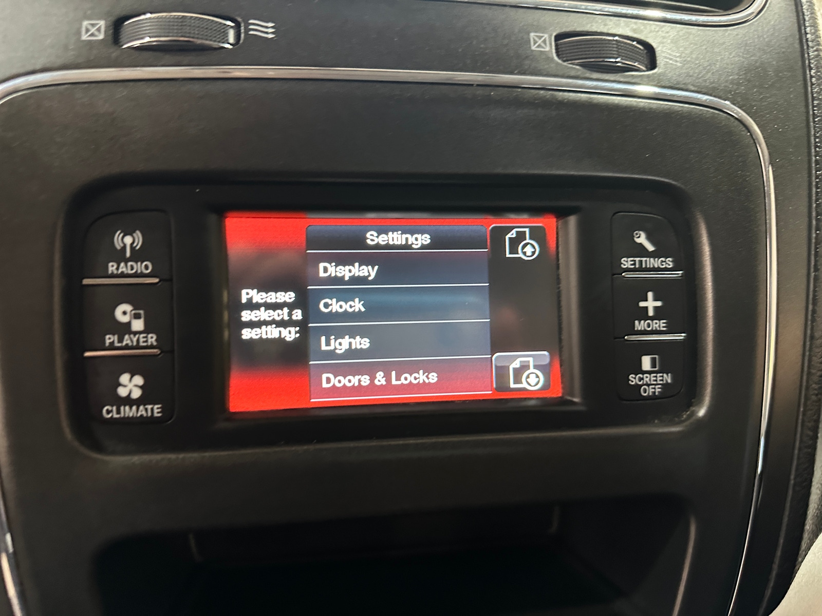 Thumbnail: 2018 Dodge Journey - 4