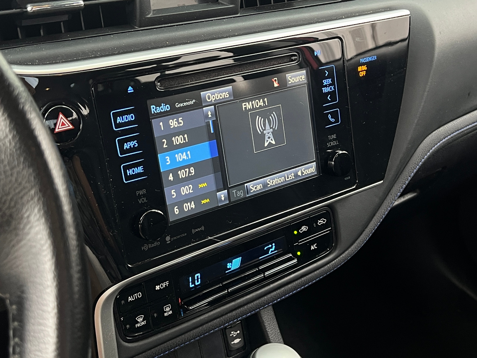Thumbnail: 2019 Toyota Corolla - 3