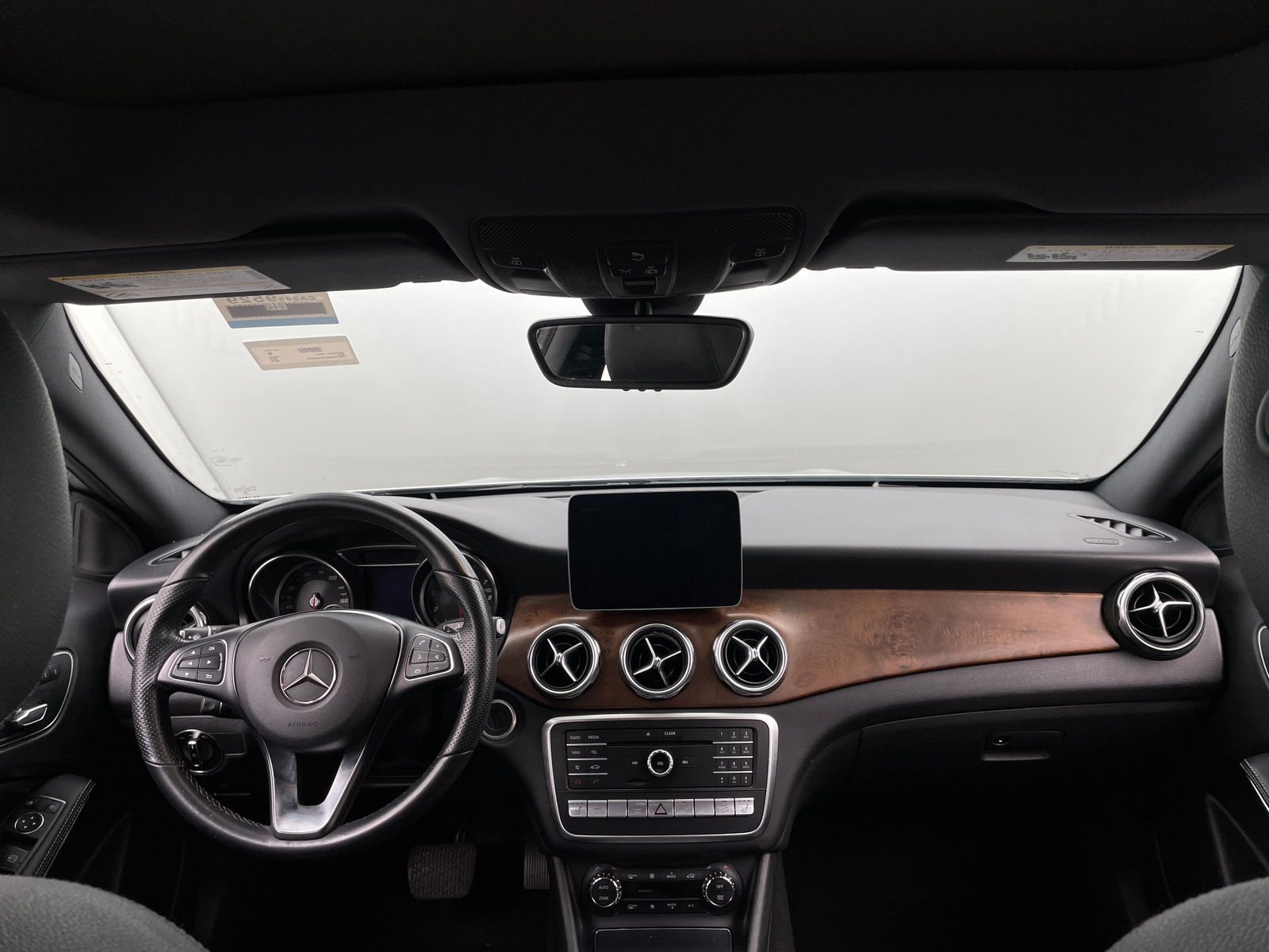 Thumbnail: 2019 Mercedes-Benz GLA - 2