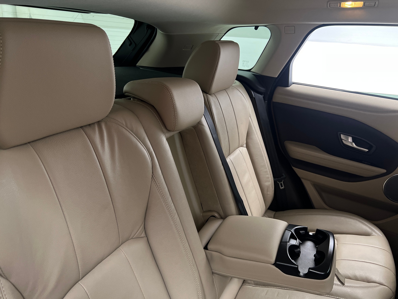 Thumbnail: 2019 Land Rover Range Rover Evoque - 5