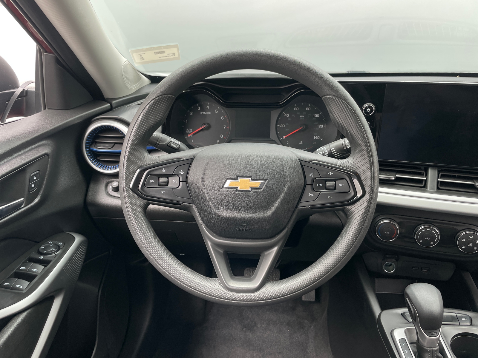 Thumbnail: 2025 Chevrolet Trax - 5