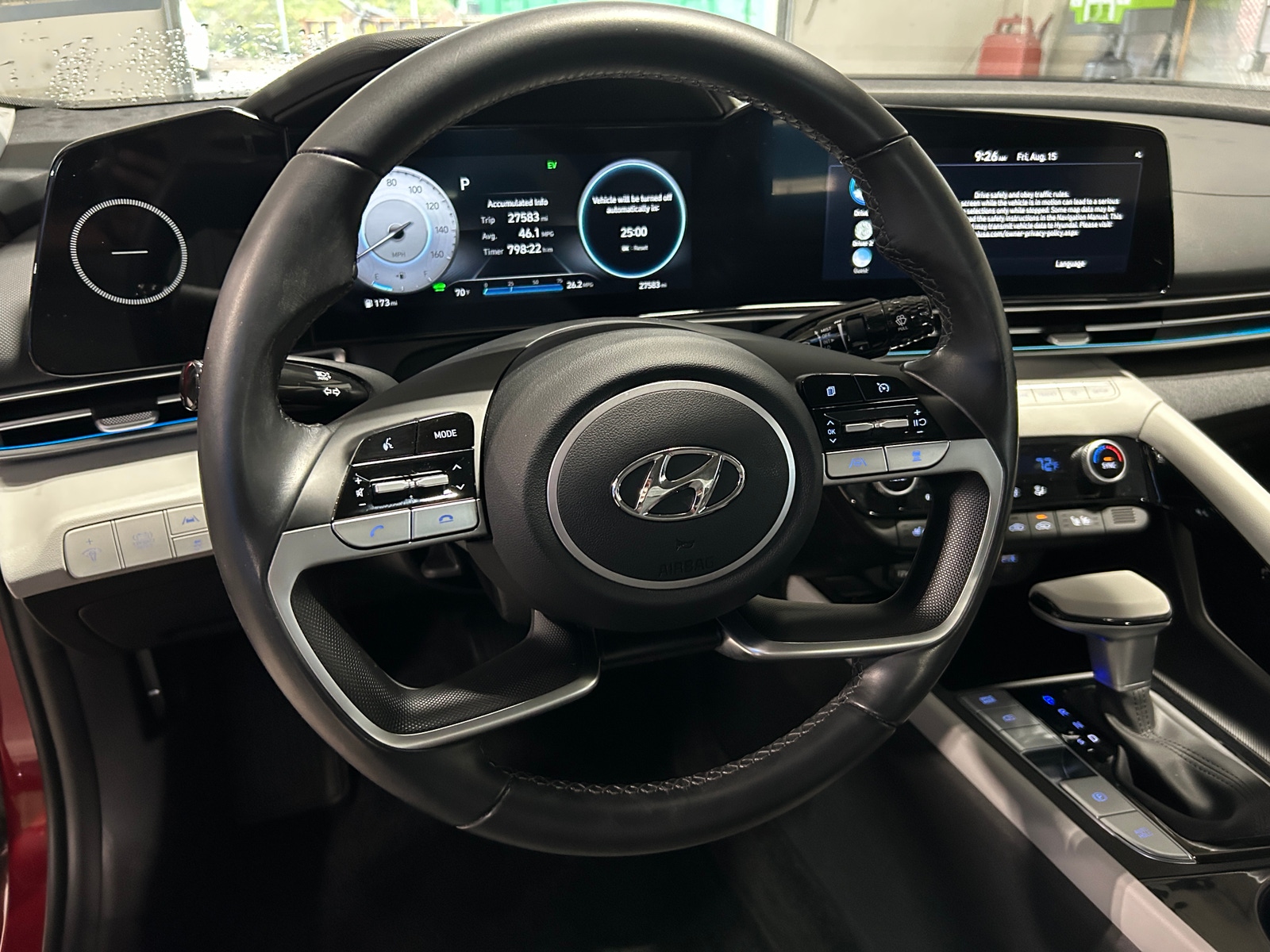 Thumbnail: 2023 Hyundai Elantra - 4