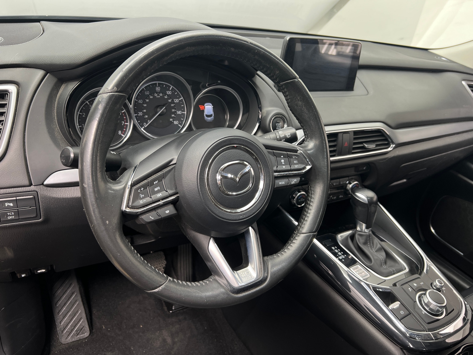 Thumbnail: 2018 Mazda CX-9 - 4