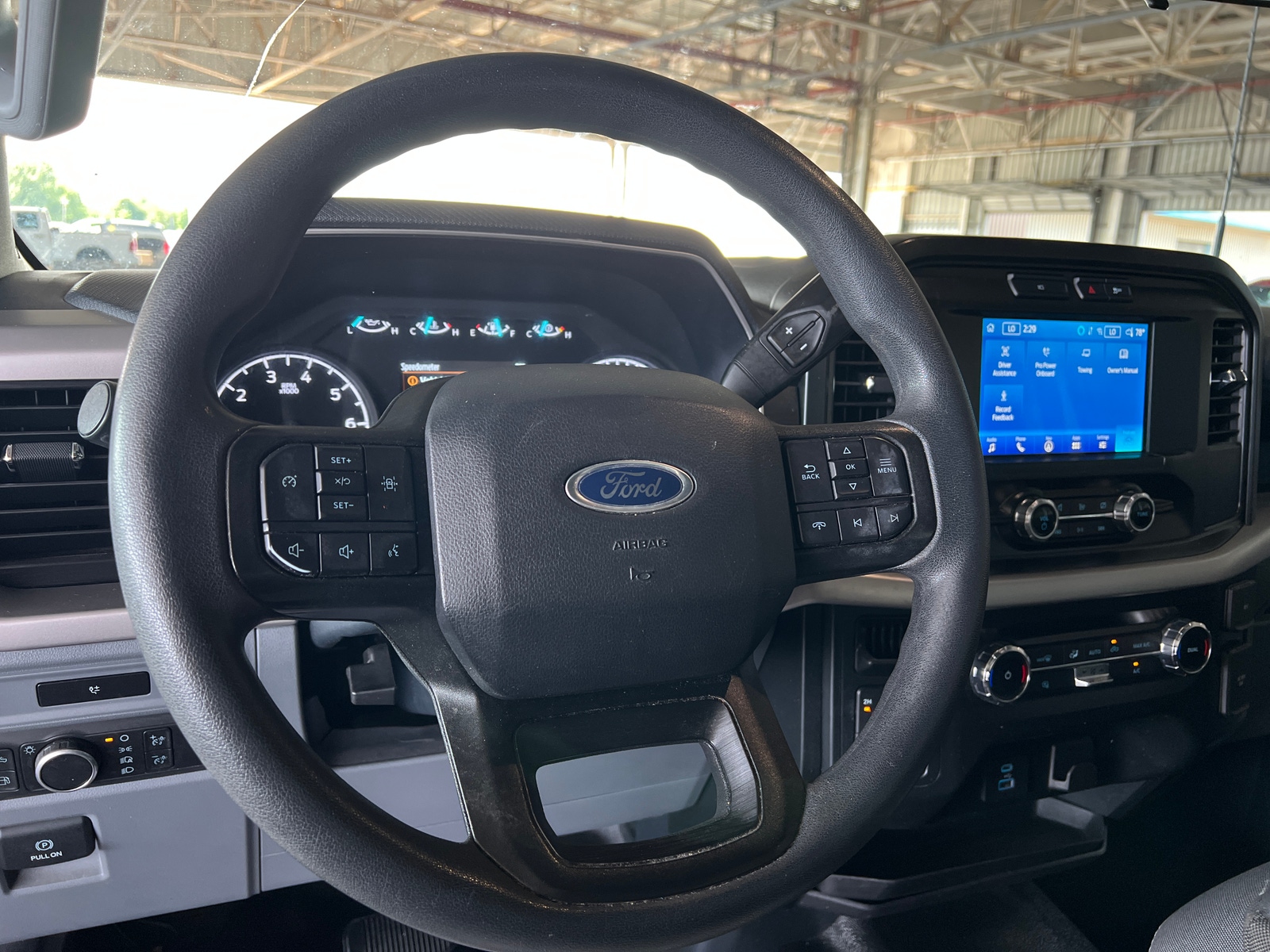 Thumbnail: 2022 Ford Econoline - 5