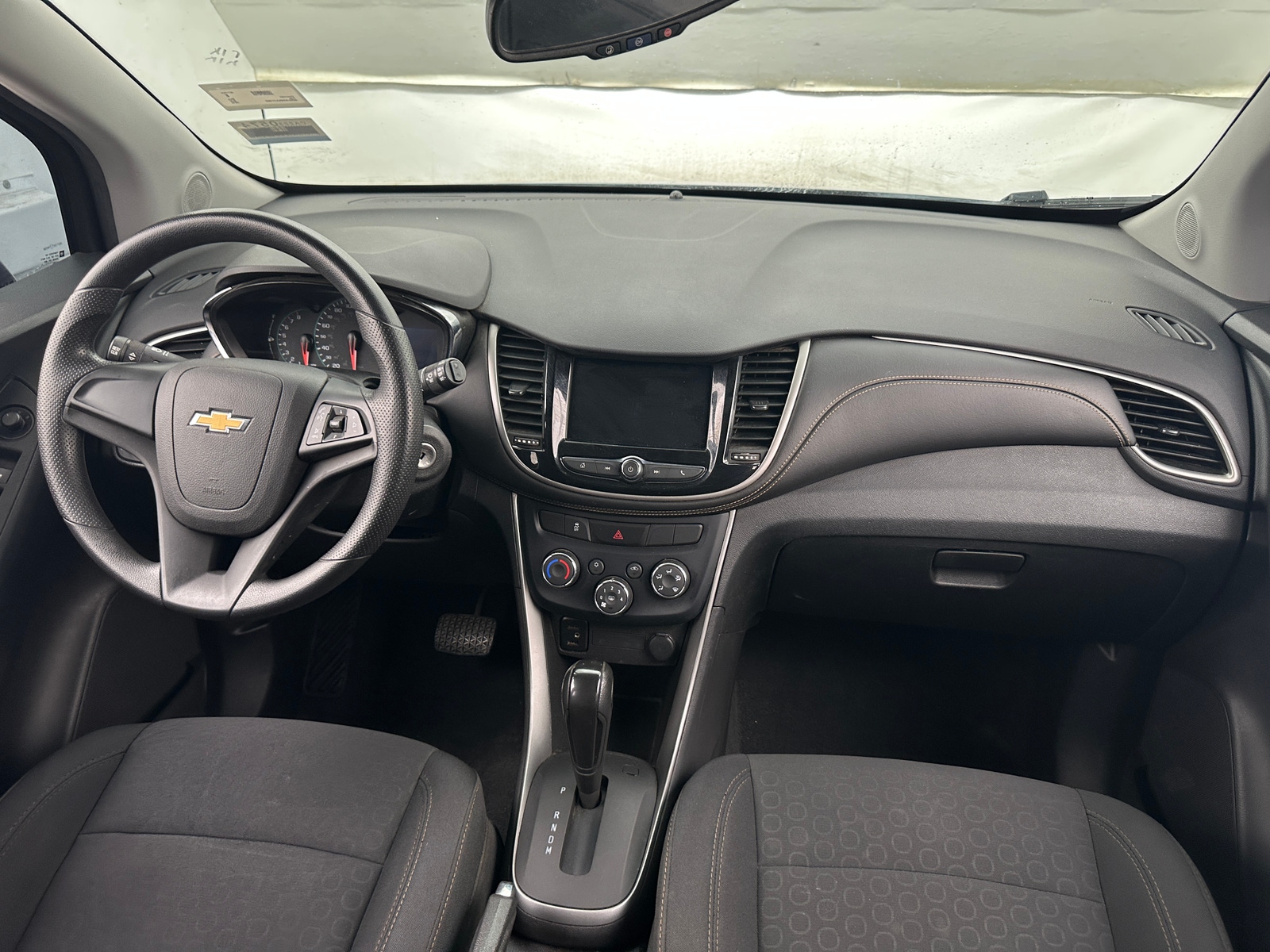 Thumbnail: 2018 Chevrolet Trax - 3