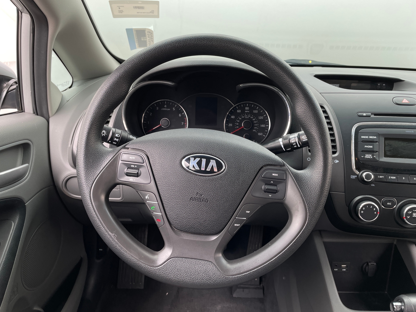 Thumbnail: 2017 Kia Forte - 5