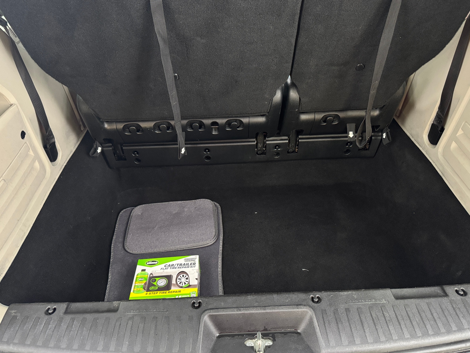 Thumbnail: 2020 Dodge Grand Caravan - 6