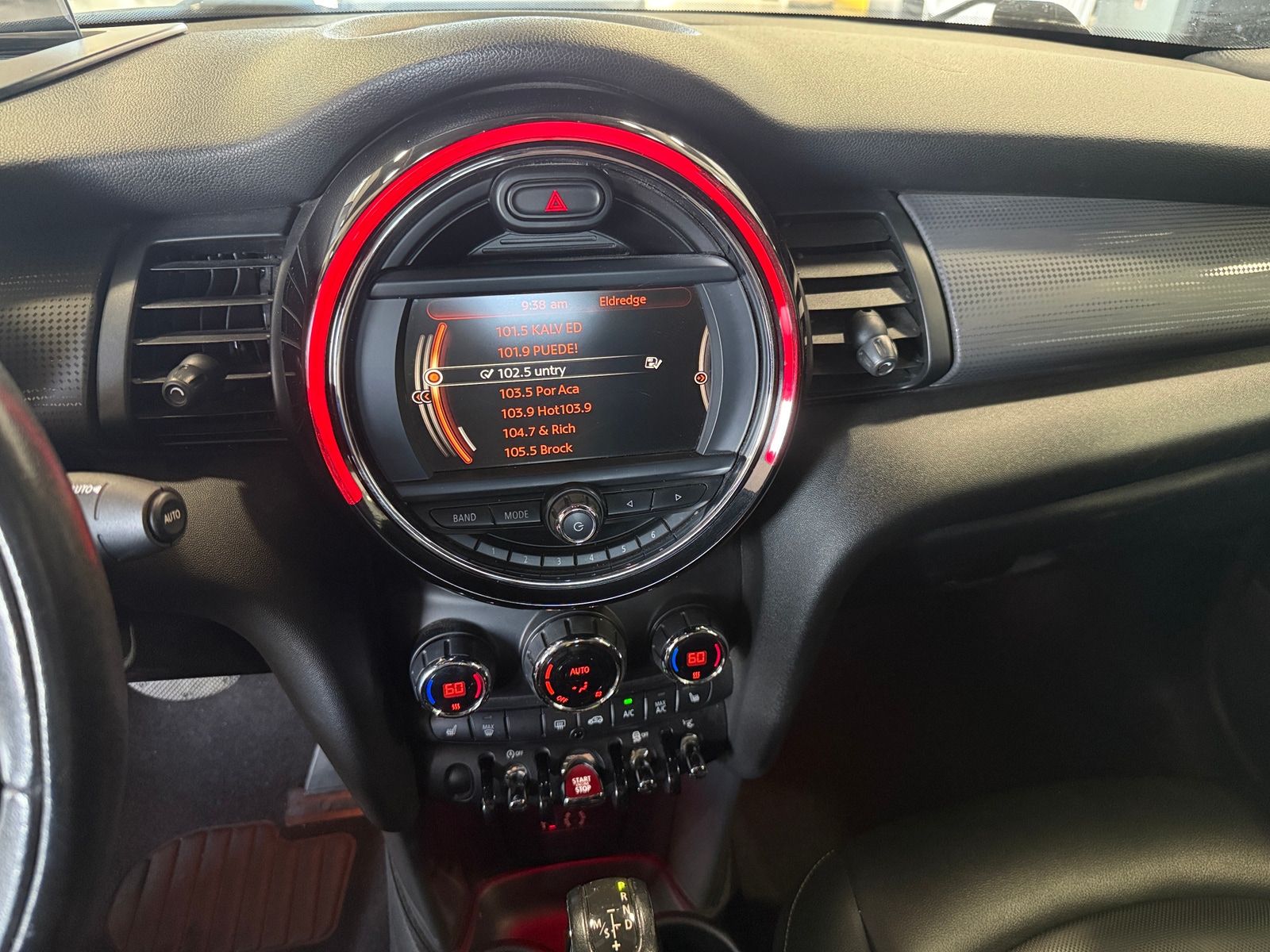 Thumbnail: 2017 MINI Cooper Convertible - 3