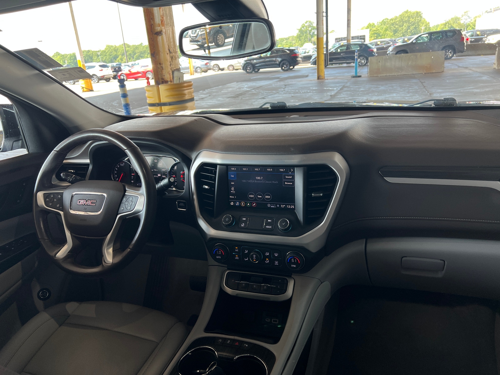 Thumbnail: 2022 GMC Acadia - 2
