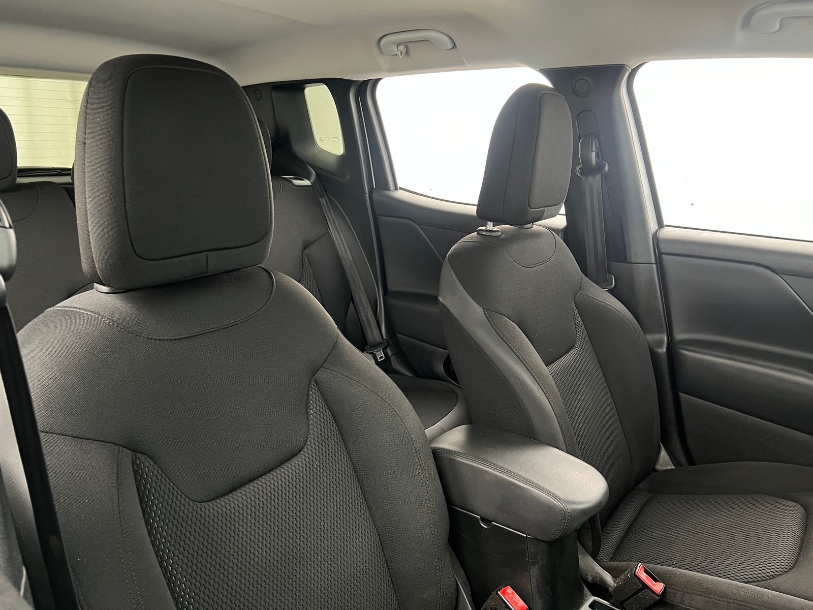 Thumbnail: 2019 Jeep Renegade - 2