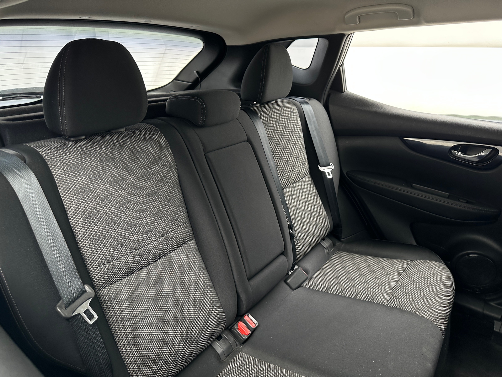 Thumbnail: 2019 Nissan Rogue Sport - 6