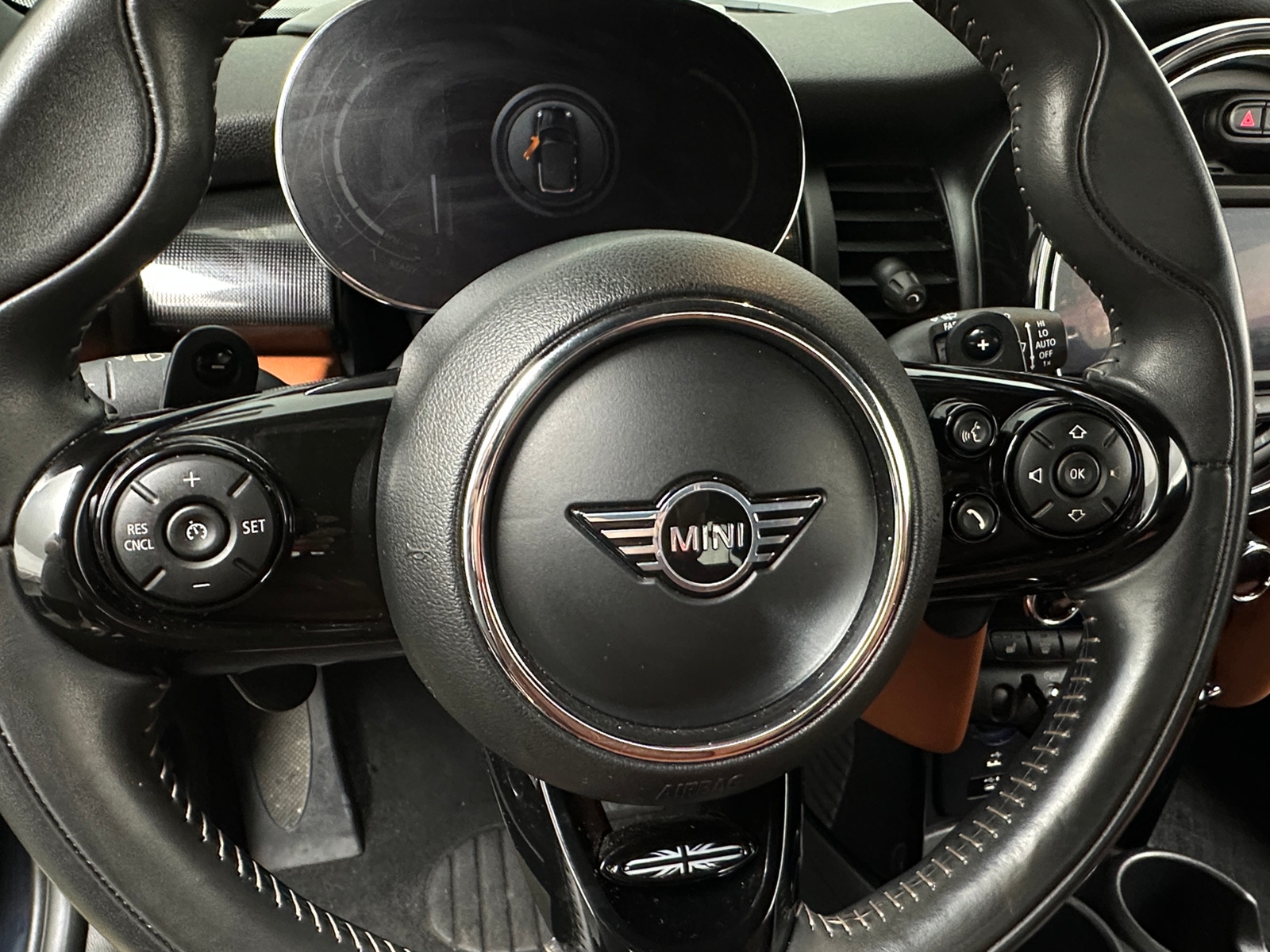 Thumbnail: 2021 MINI Cooper Convertible - 4