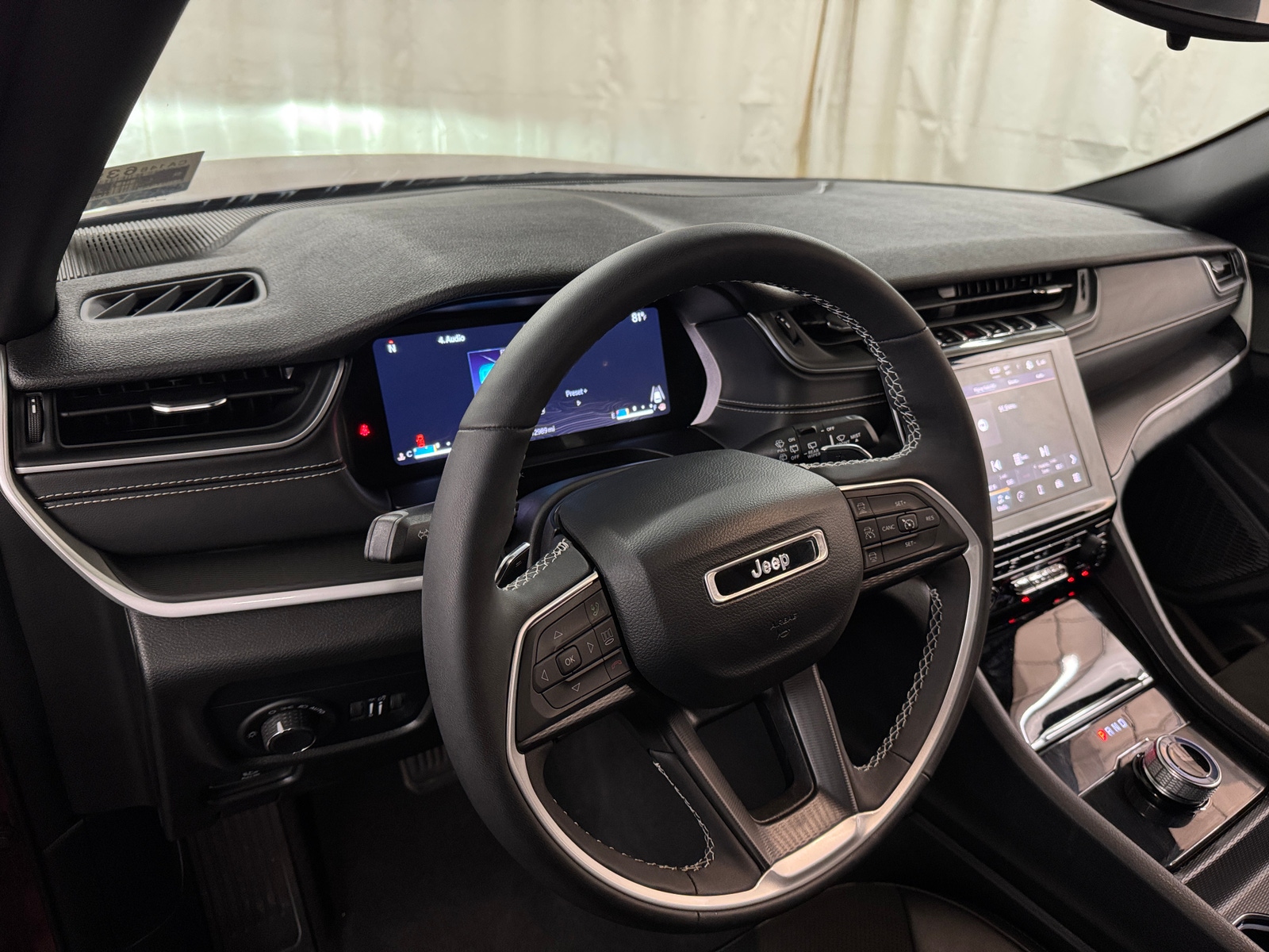 Thumbnail: 2024 Jeep Grand Cherokee - 2