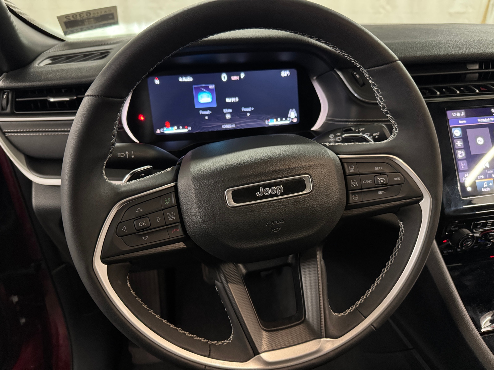 Thumbnail: 2024 Jeep Grand Cherokee - 4