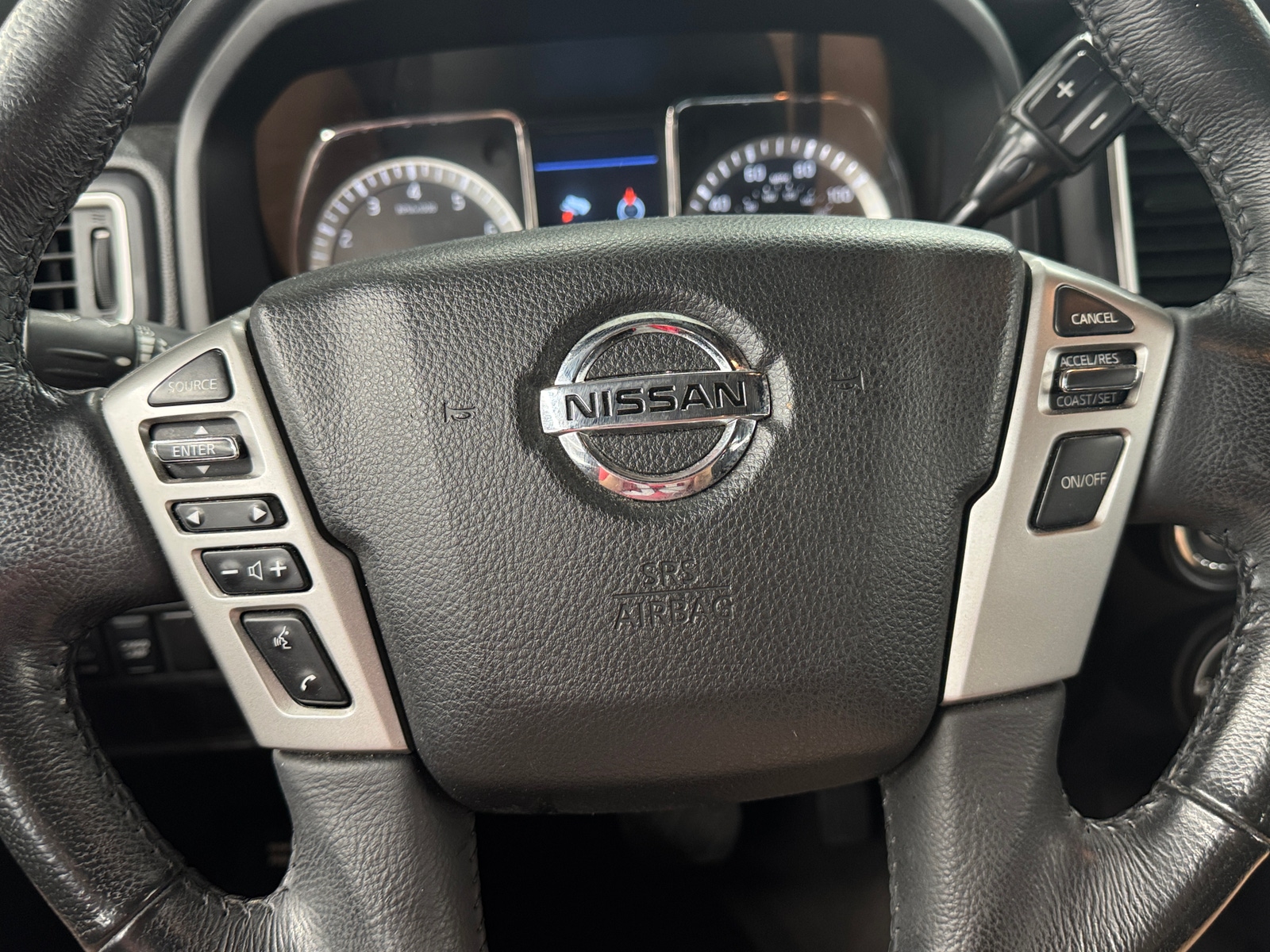 Thumbnail: 2019 Nissan Titan - 5