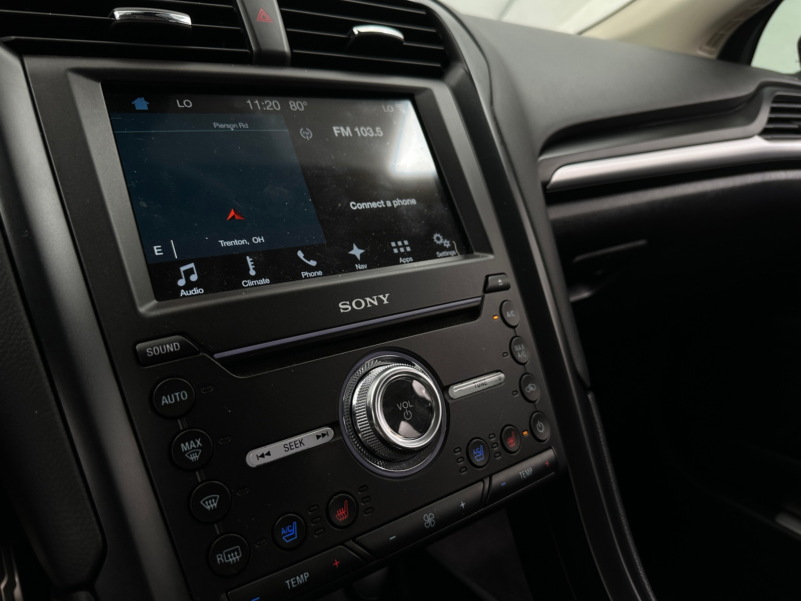 Thumbnail: 2017 Ford Fusion - 3