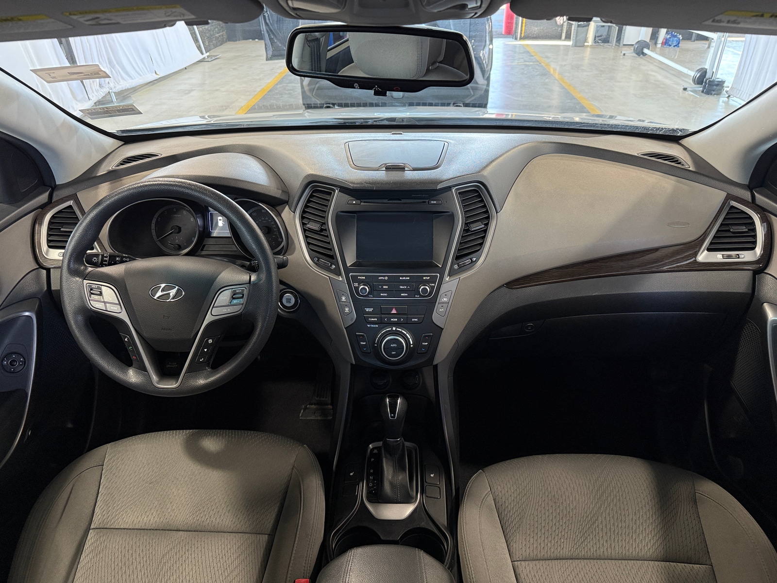 Thumbnail: 2018 Hyundai Santa Fe - 3