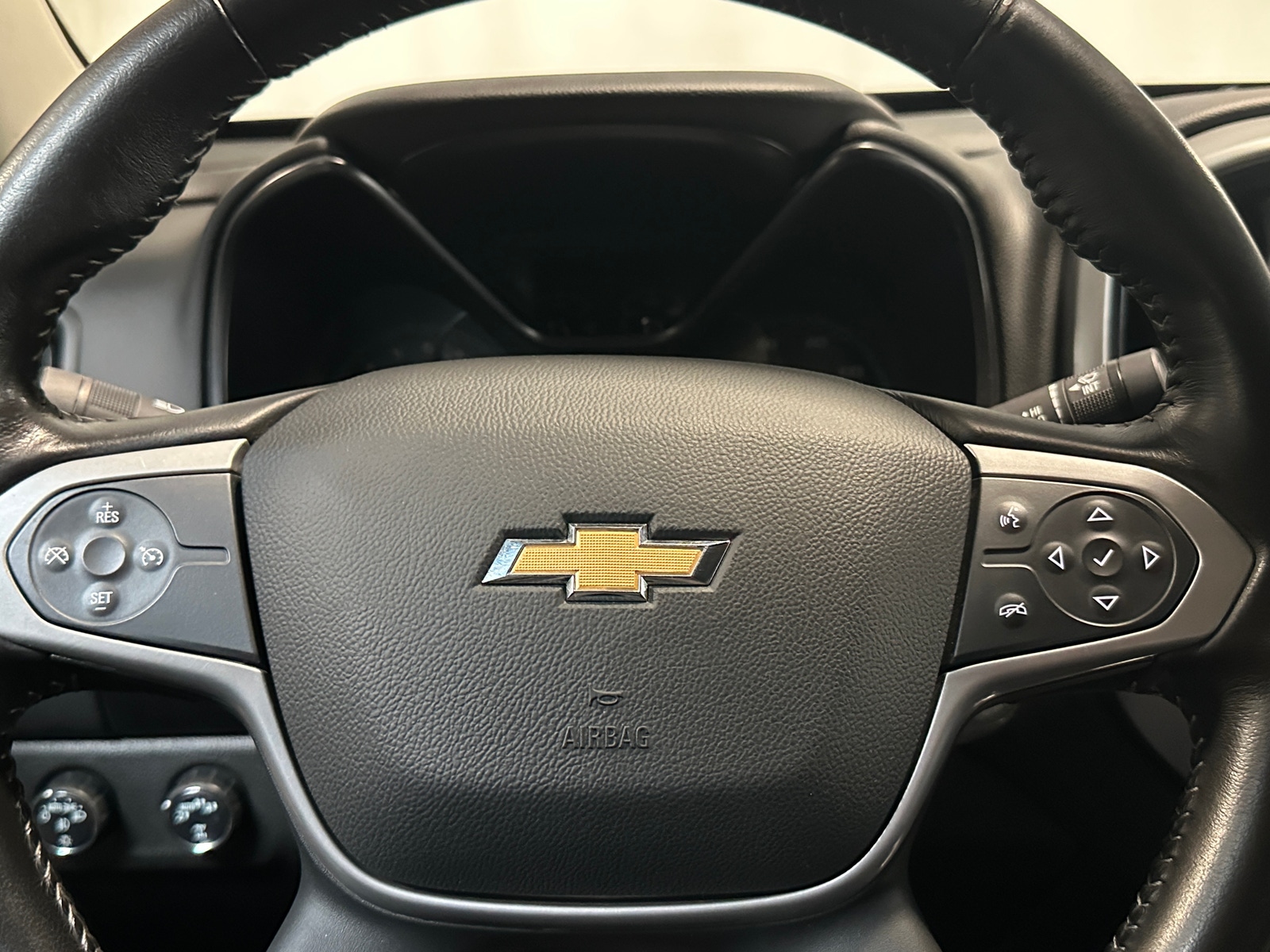 Thumbnail: 2020 Chevrolet Colorado - 5