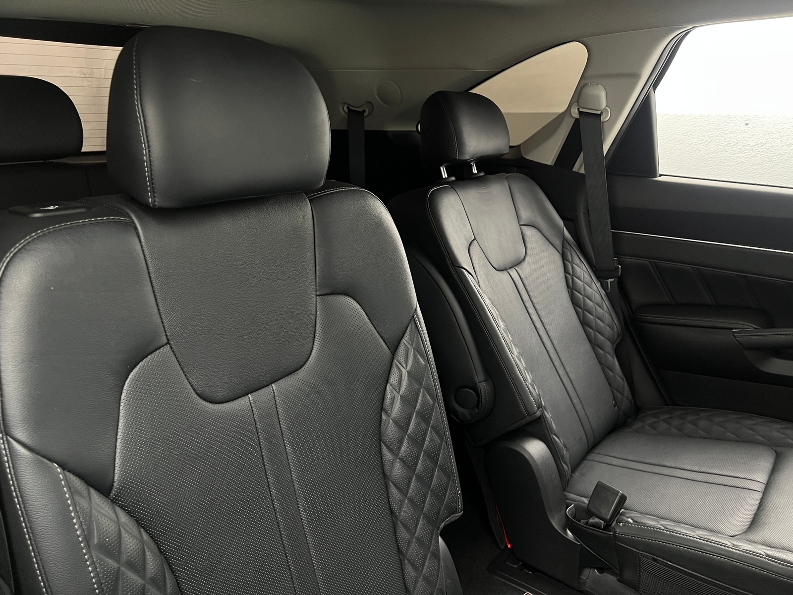 Thumbnail: 2022 Kia Sorento - 5