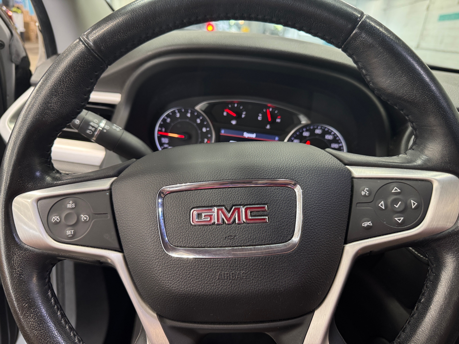 Thumbnail: 2020 GMC Acadia - 4