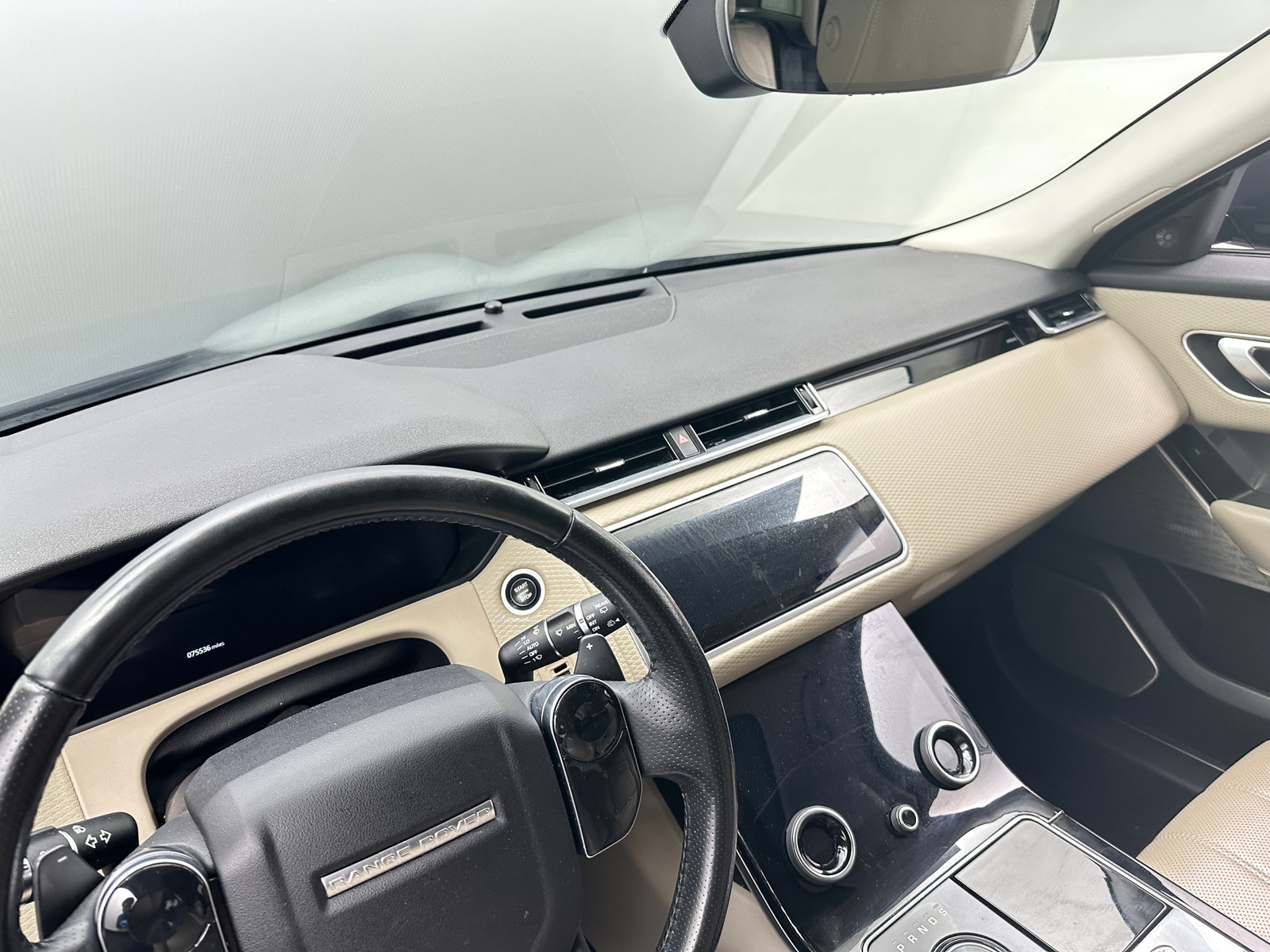 Thumbnail: 2018 Land Rover Range Rover Velar - 2