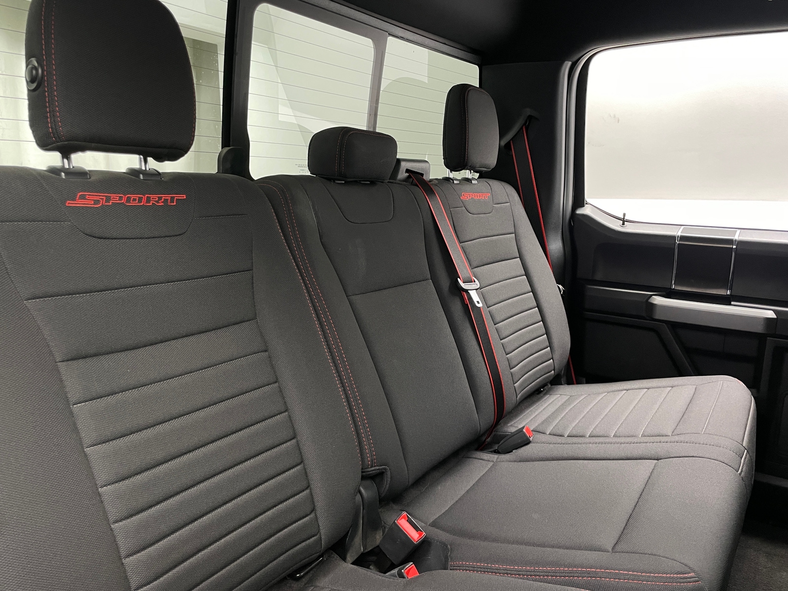 Thumbnail: 2018 Ford Econoline - 6