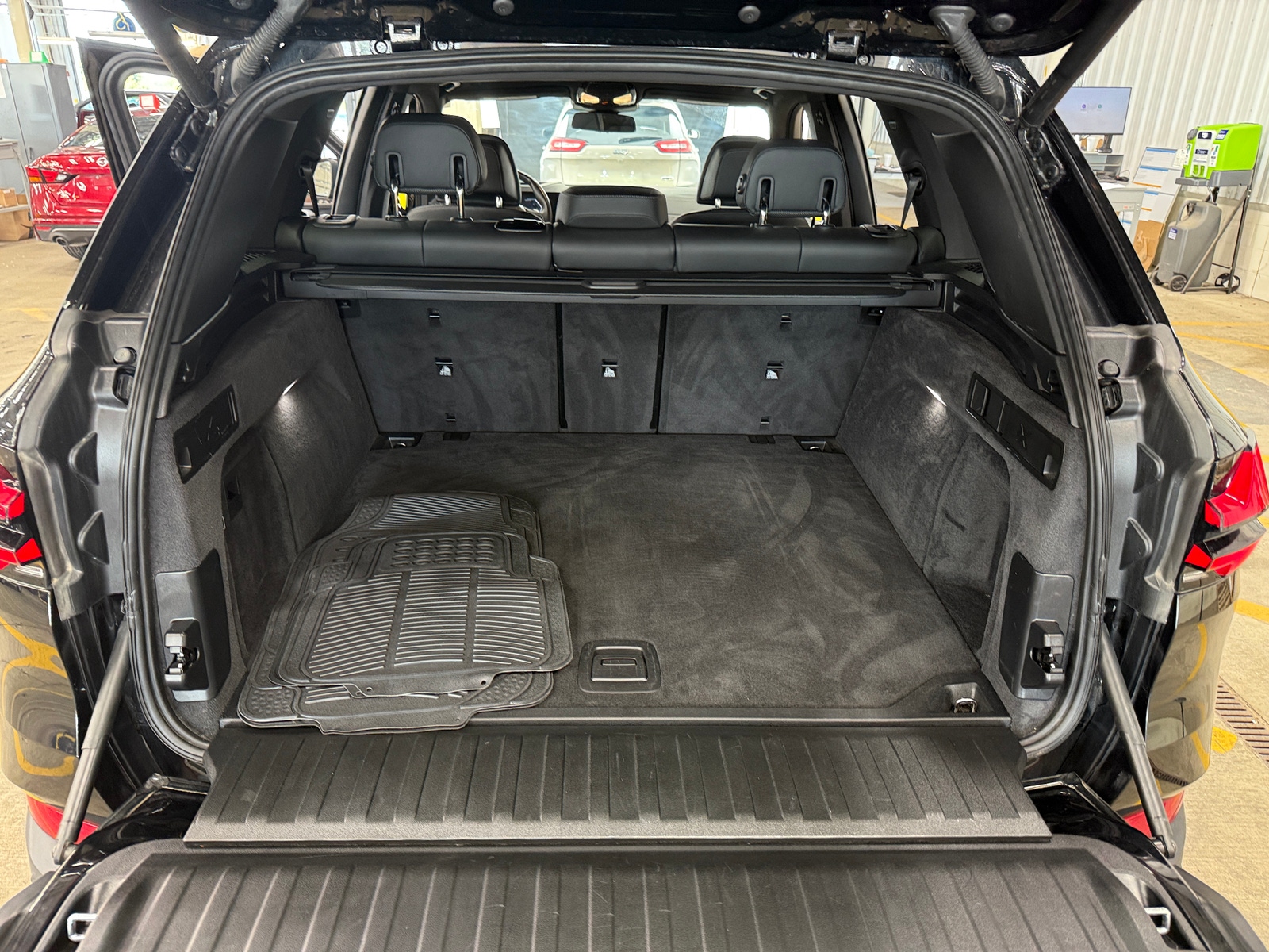 Thumbnail: 2025 BMW X5 - 6
