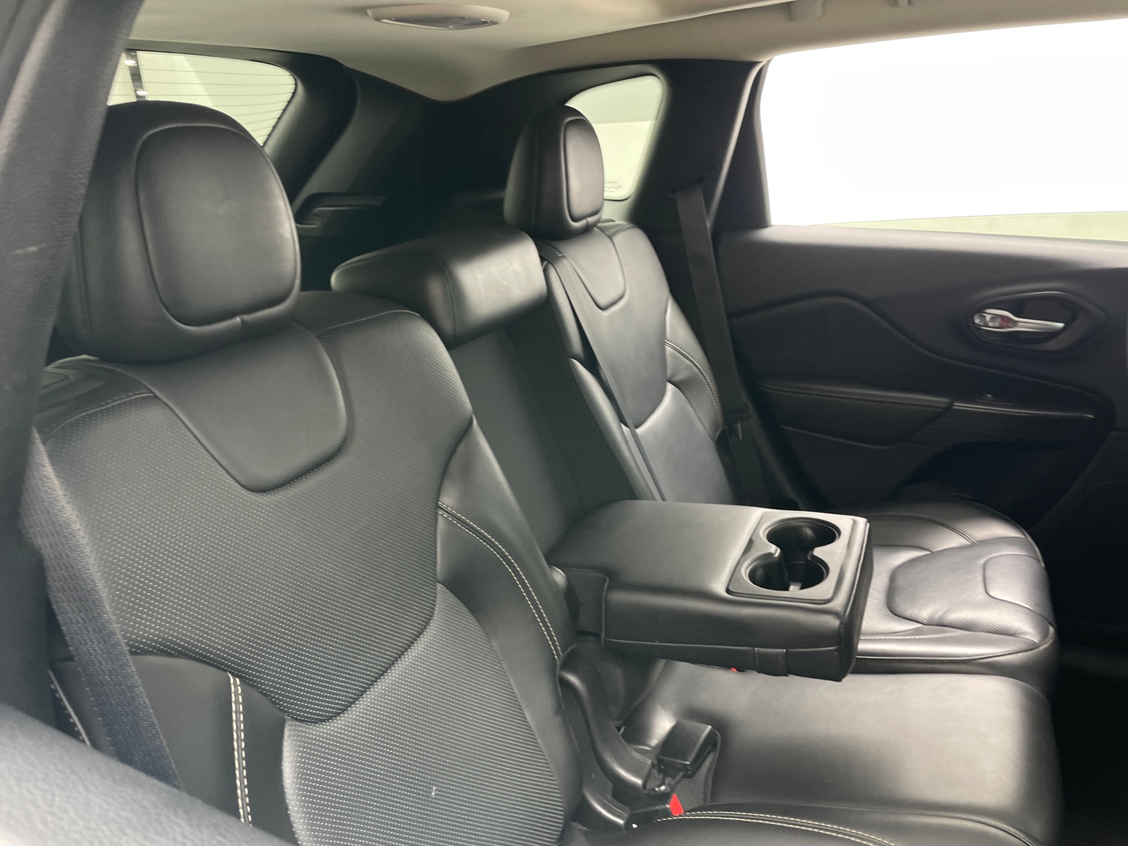 Thumbnail: 2015 Jeep Cherokee - 5