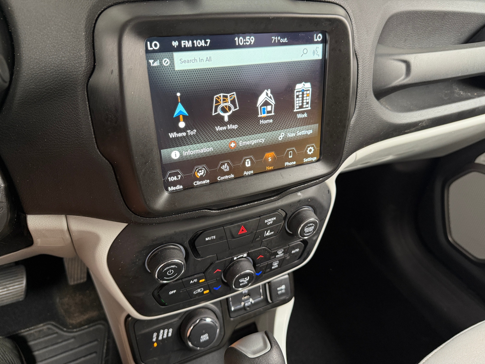 Thumbnail: 2022 Jeep Renegade - 4