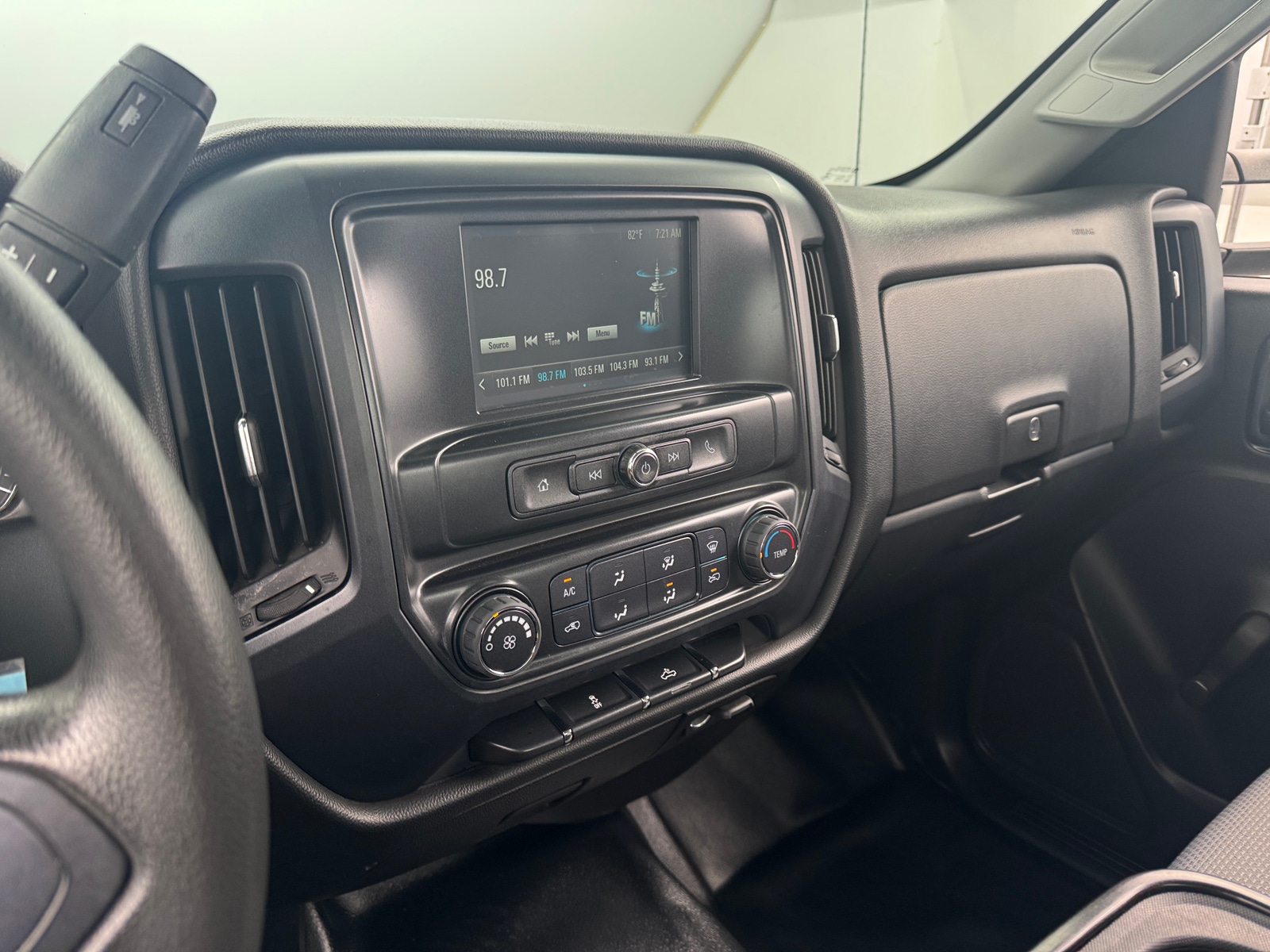 Thumbnail: 2016 Chevrolet Silverado 2500 - 3