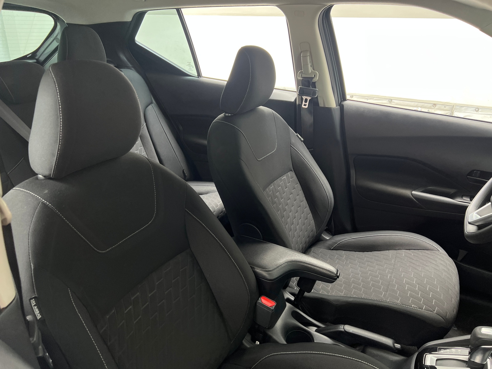 Thumbnail: 2021 Nissan Kicks - 2