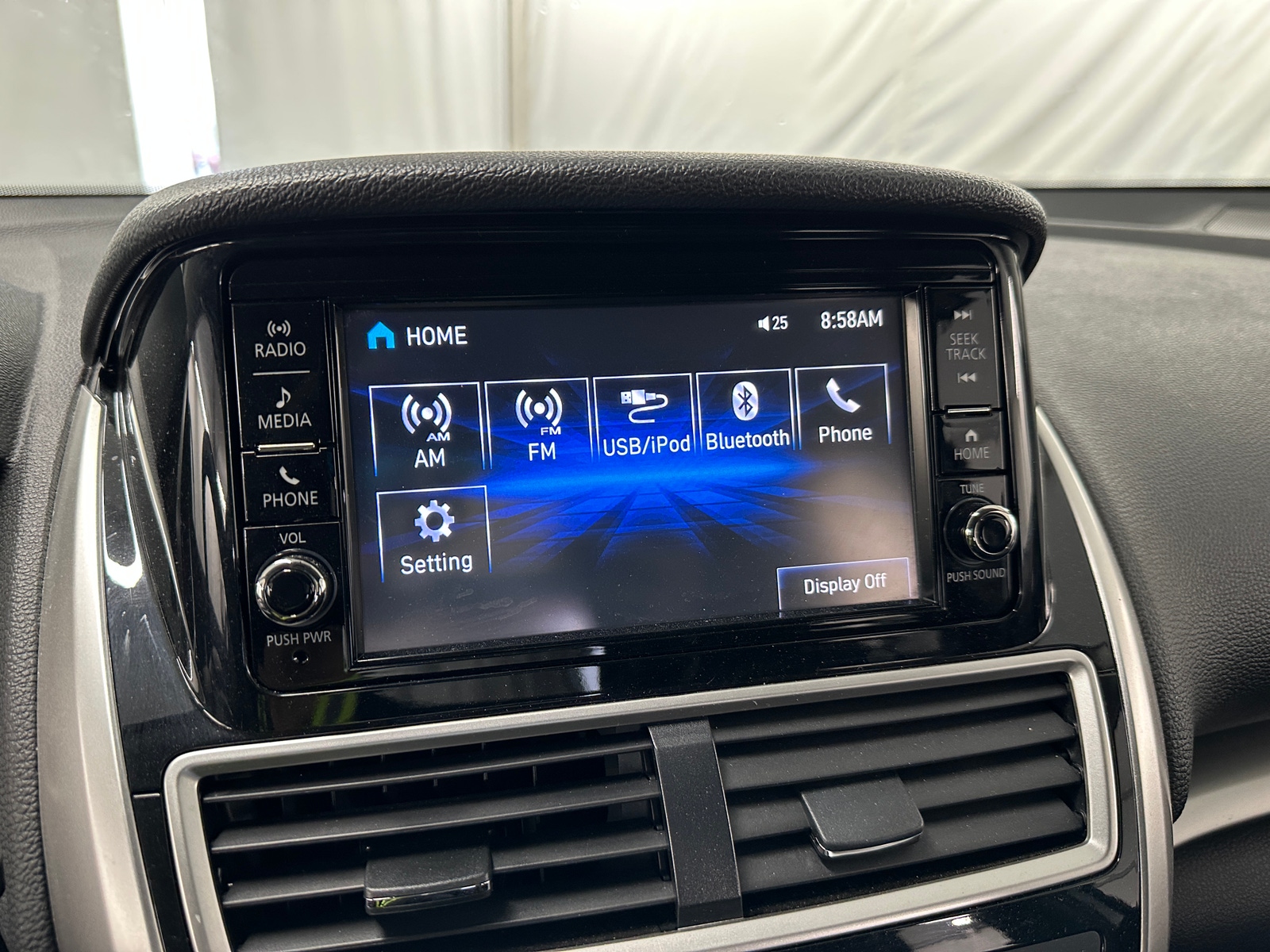 Thumbnail: 2020 Mitsubishi Eclipse Cross - 4