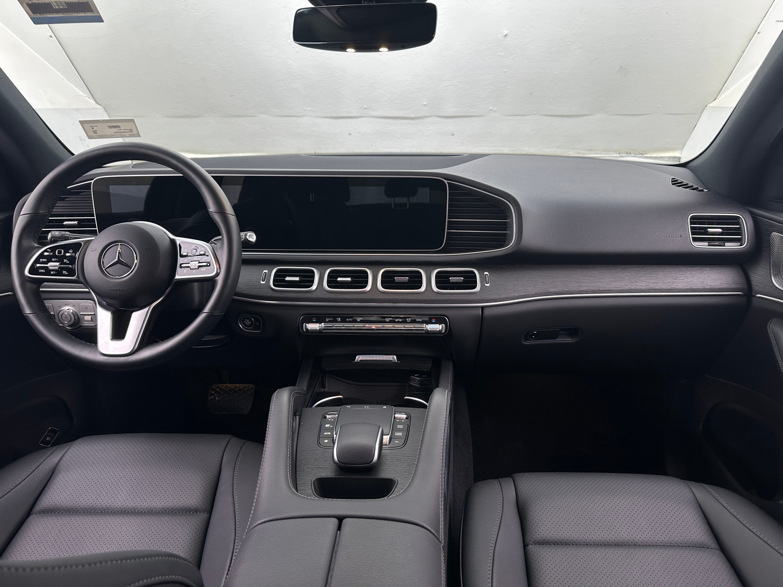 Thumbnail: 2022 Mercedes-Benz GLE - 2