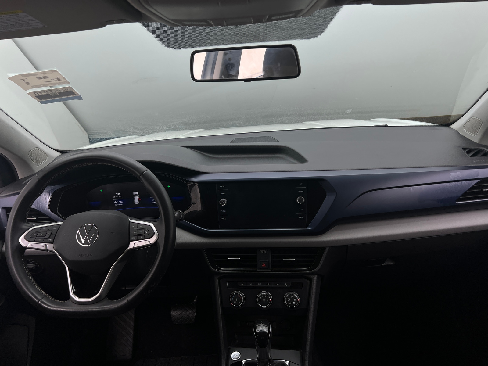 Thumbnail: 2022 Volkswagen Taos - 2