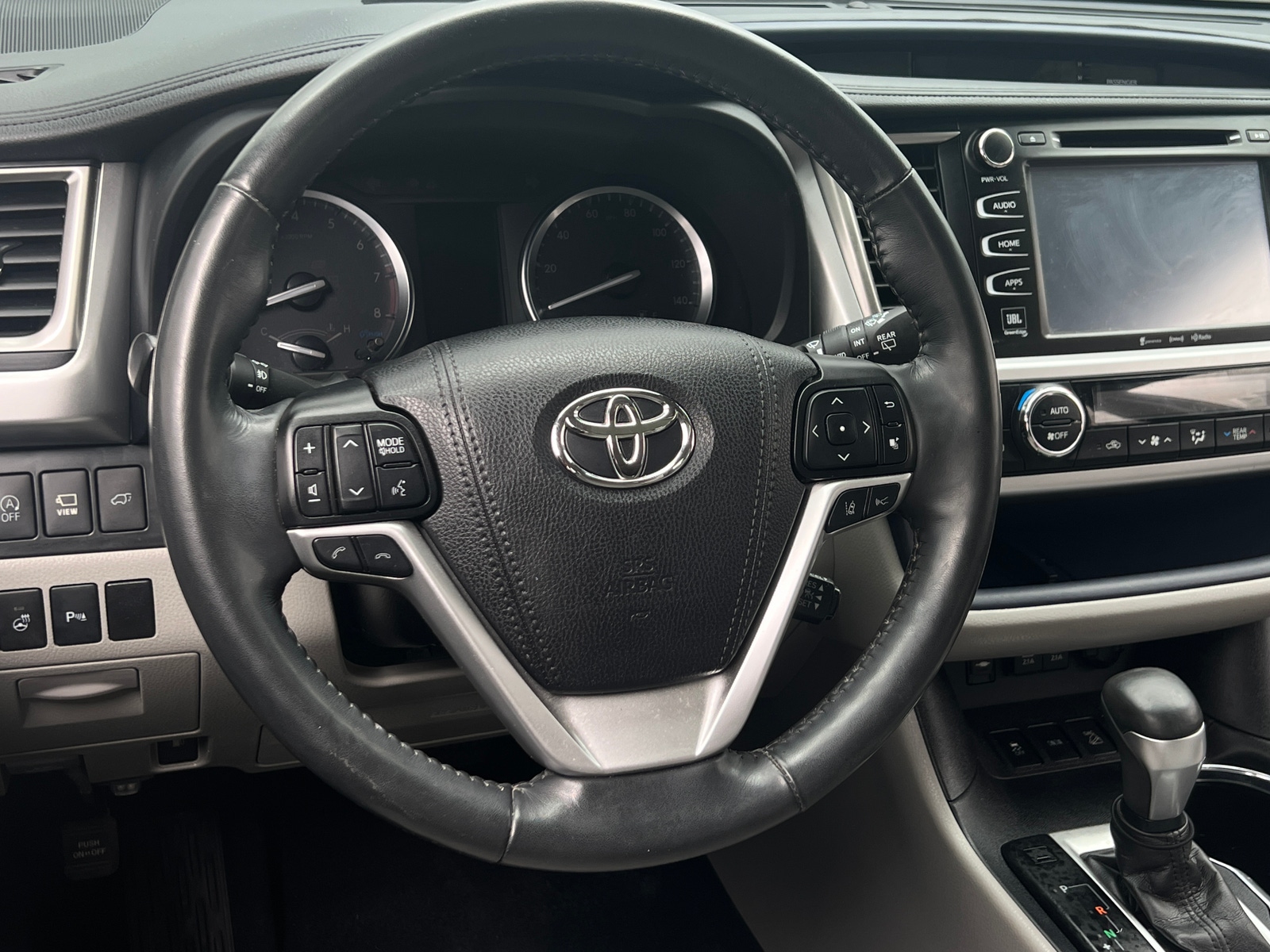 Thumbnail: 2019 Toyota Highlander - 4
