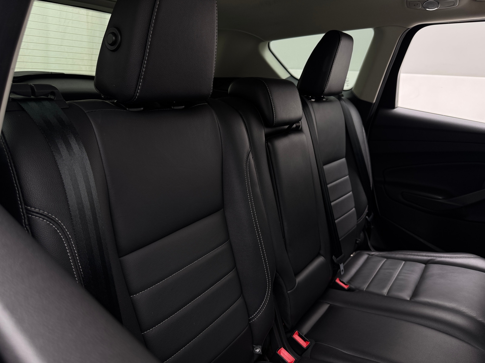 Thumbnail: 2016 Ford Escape - 5