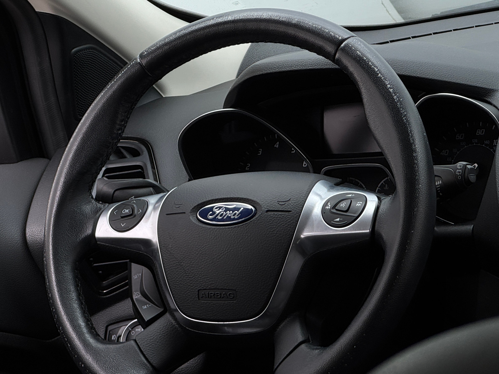 Thumbnail: 2016 Ford Escape - 4