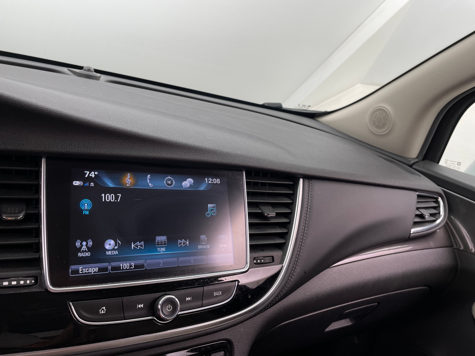Thumbnail: 2018 Buick Encore - 3