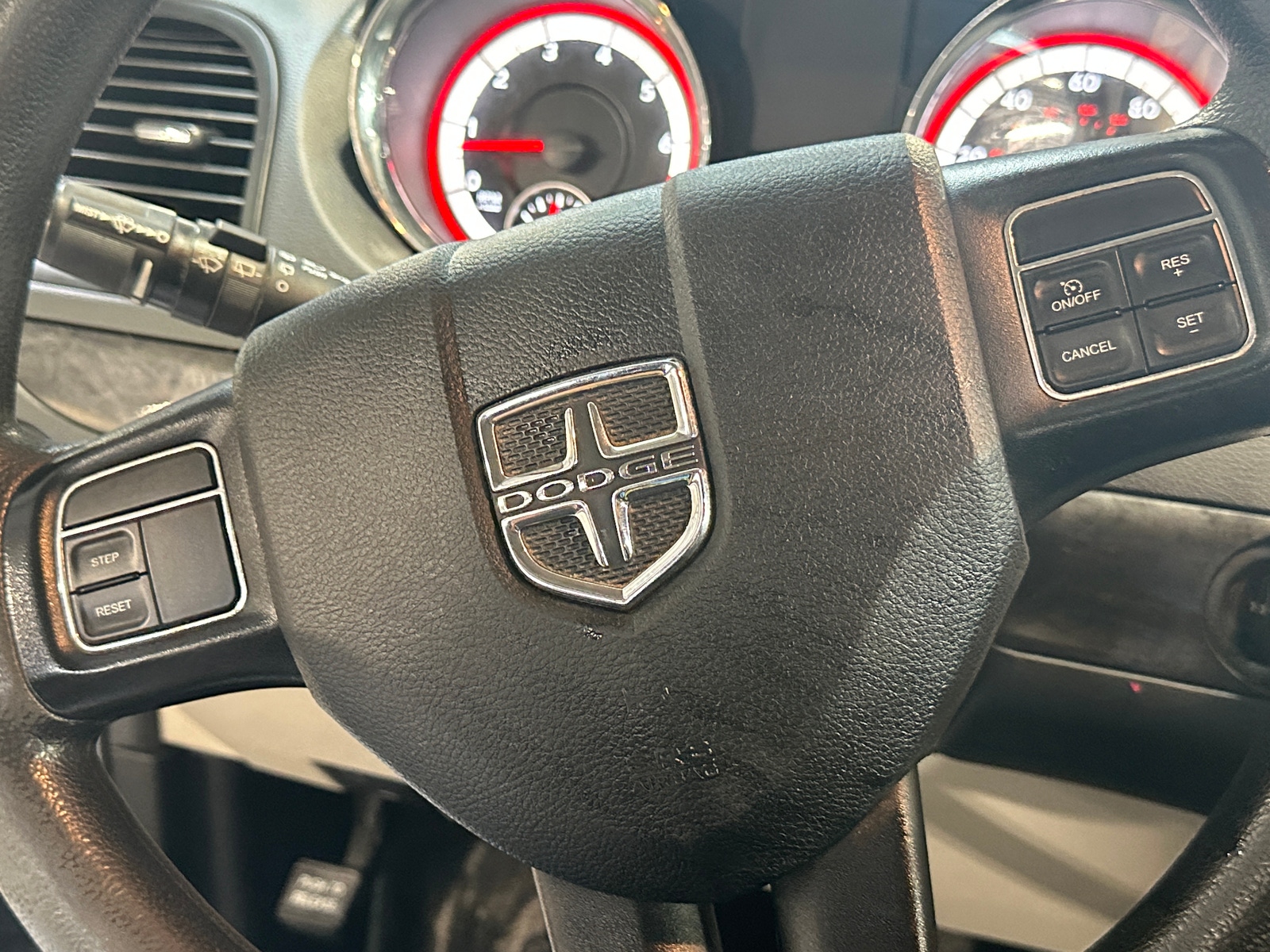 Thumbnail: 2017 Dodge Grand Caravan - 5